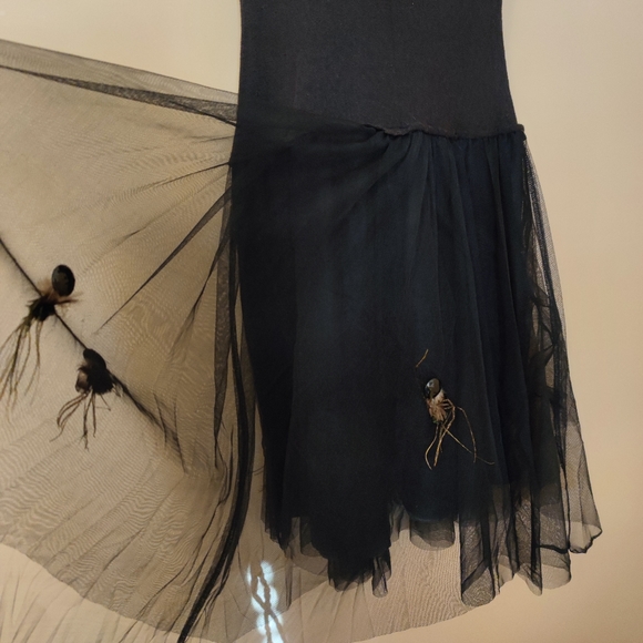 Beautiful Dress - Picture 13 of 15